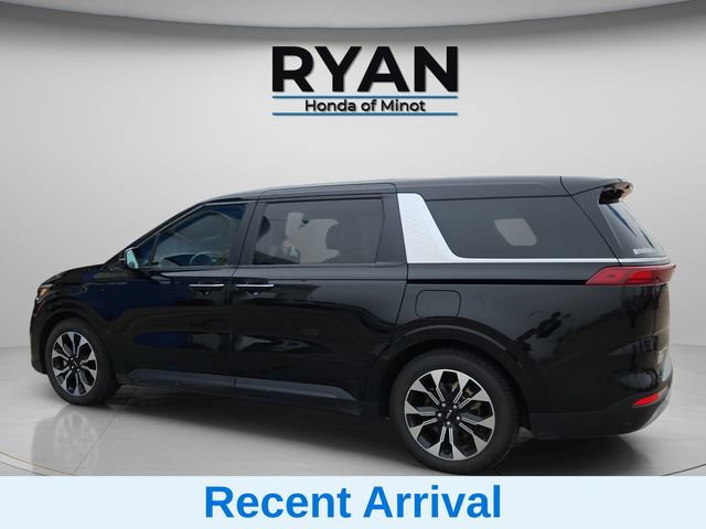 Used 2023 Kia Carnival EX FWD image 9
