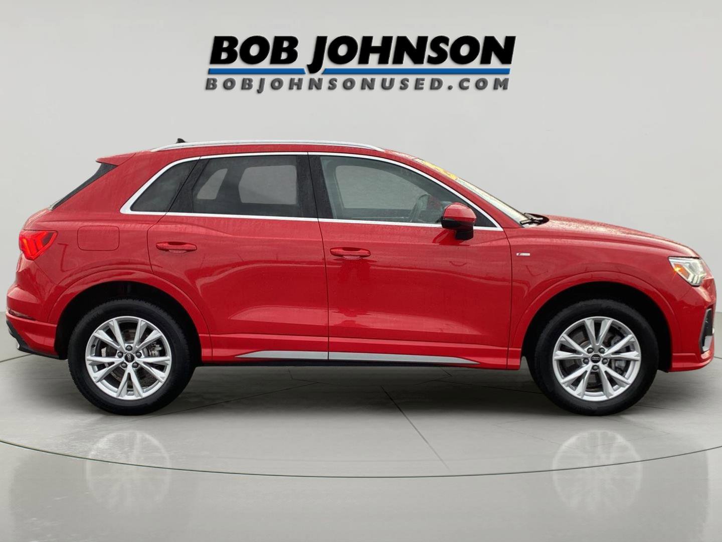 Used 2025 Audi Q3 2.0T Premium image 2