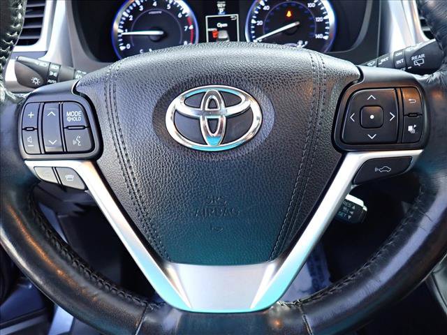 Used 2015 Toyota Highlander Limited Platinum AWD/4WD image 21