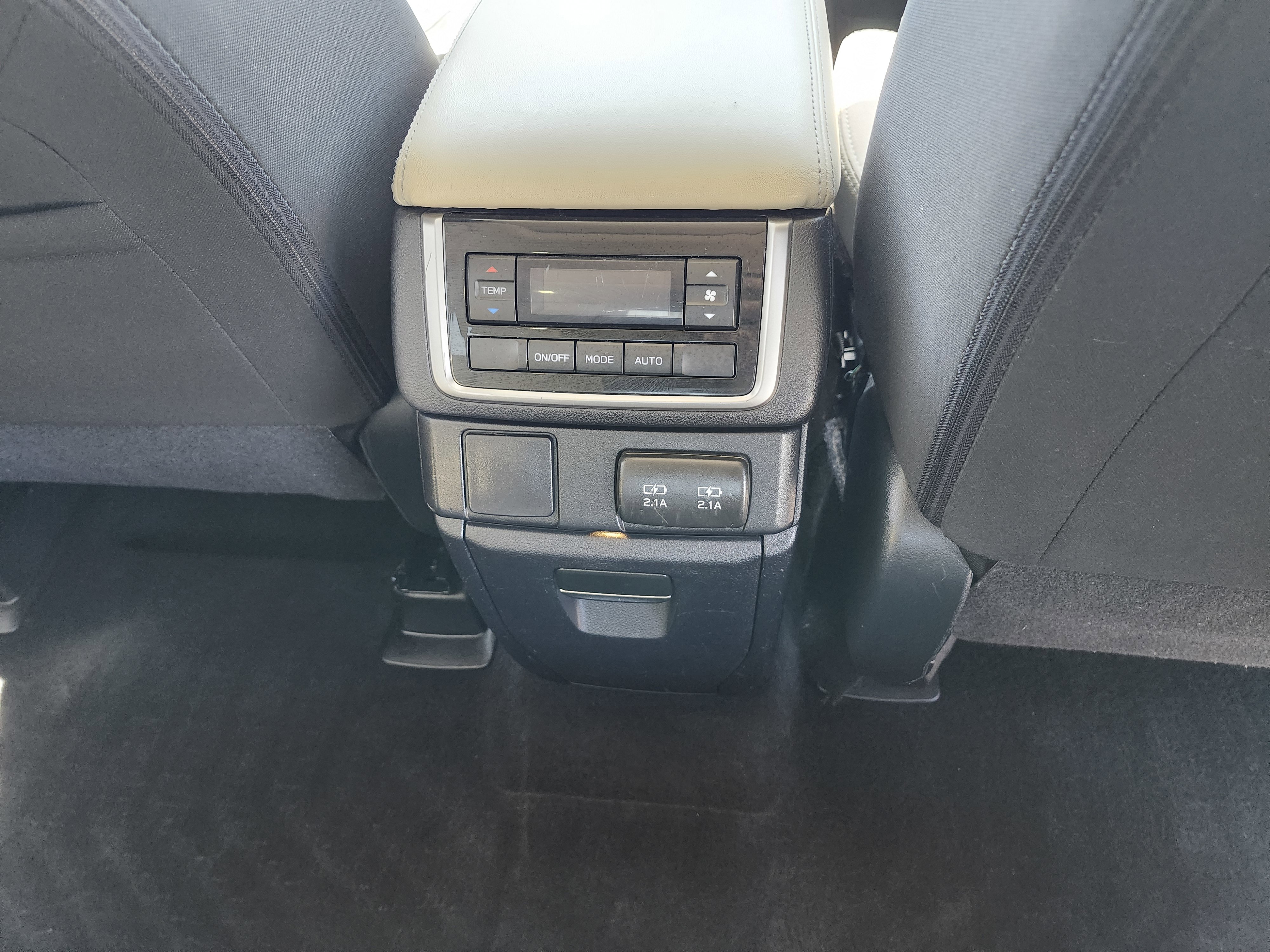 Used 2021 Subaru Ascent Premium w/ Sport Package AWD/4WD image 25