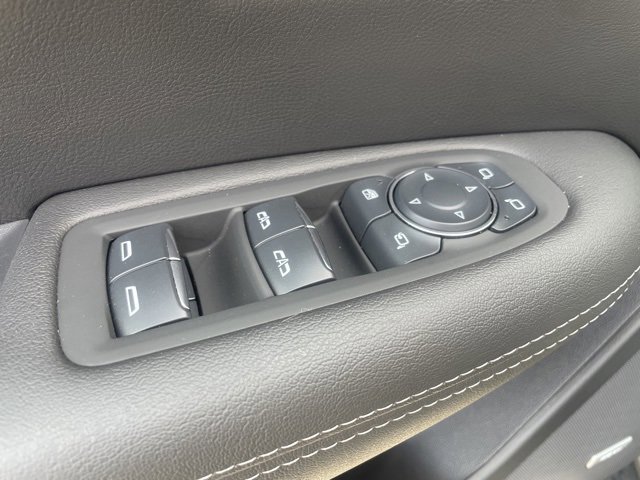Used 2025 Cadillac XT5 Premium Luxury w/ Technology Package image 11