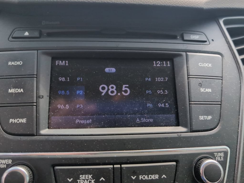 Used 2018 Hyundai Santa Fe Sport FWD image 9
