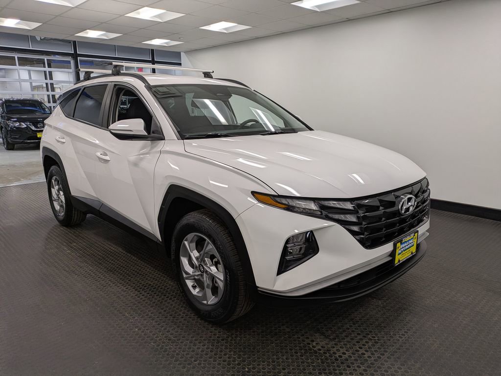 Certified 2023 Hyundai Tucson SEL AWD/4WD image 3