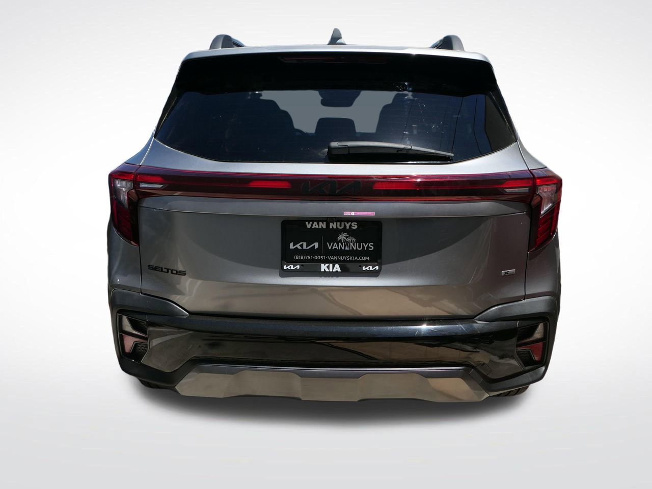 Certified 2025 Kia Seltos X-Line AWD/4WD image 2