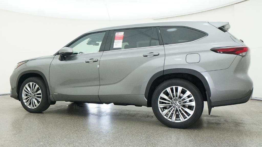 New 2026 Toyota Highlander Platinum image 22