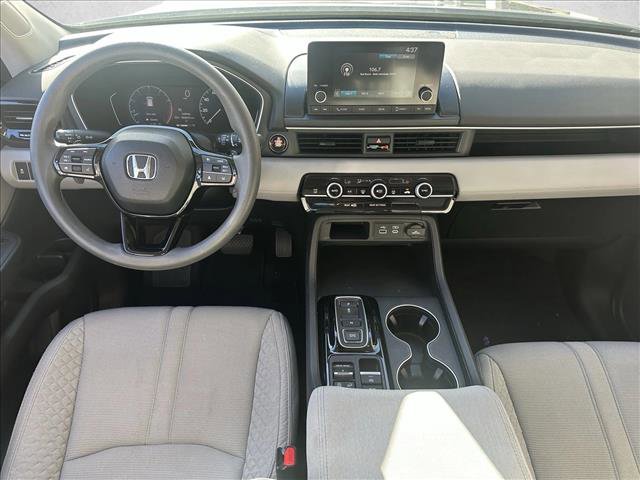 Used 2023 Honda Pilot LX image 25