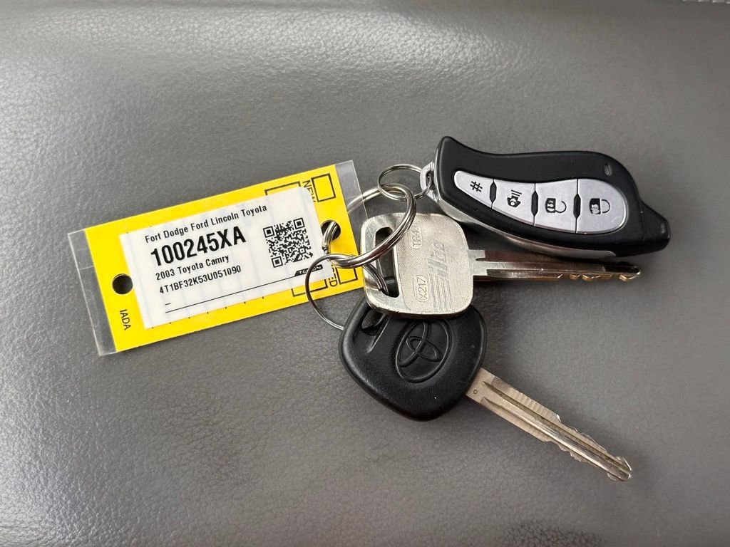 Used 2003 Toyota Camry LE image 34