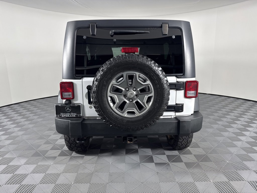 Used 2014 Jeep Wrangler Unlimited Rubicon w/ Max Tow Package image 5