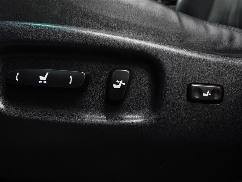 Used 2010 Lexus RX 450h AWD image 17