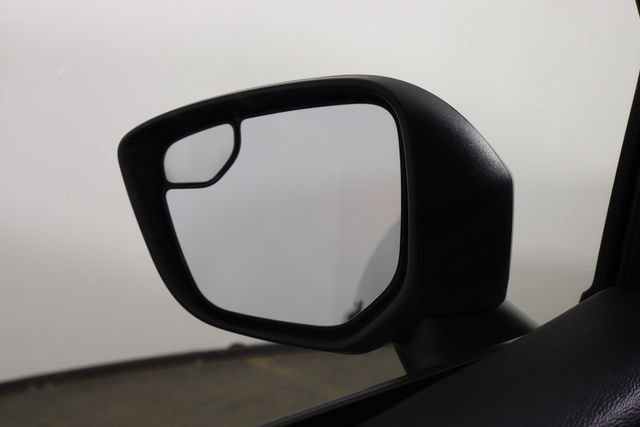 Used 2024 Mitsubishi Eclipse Cross LE AWD/4WD image 32
