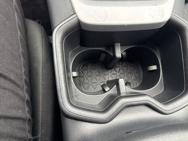 Used 2025 Toyota RAV4 XLE image 19