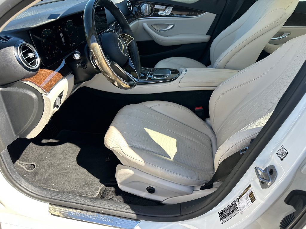 Used 2022 Mercedes-Benz E 350 Sedan image 9