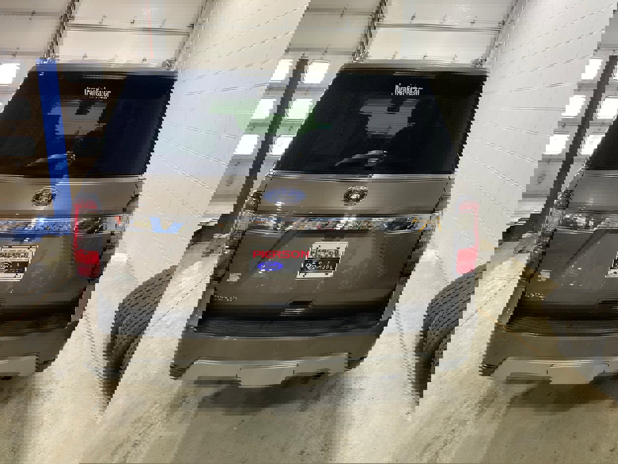 Used 2019 Ford Expedition Limited w/ Equipment Group 301A image 16