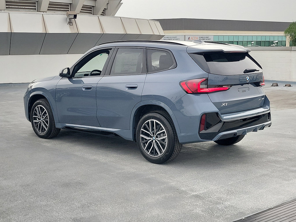 New 2027 BMW X1 xDrive28i AWD/4WD image 2