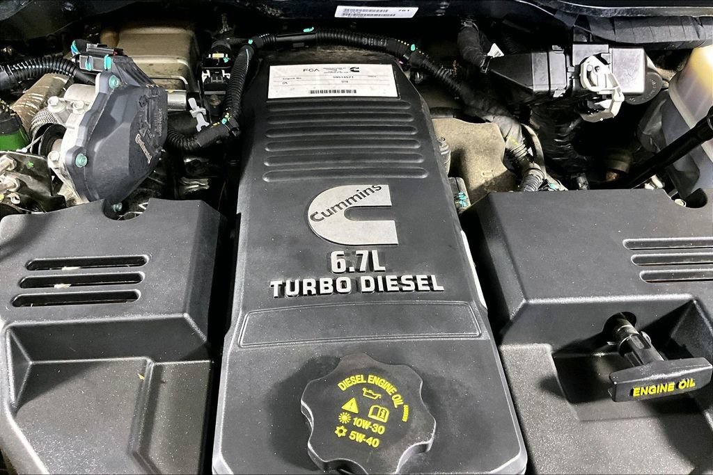 Used 2021 RAM 3500 Big Horn w/ Night Edition AWD/4WD image 31