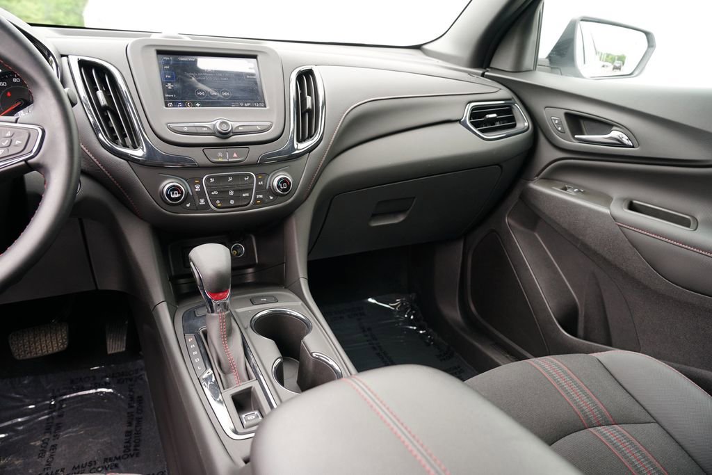 Certified 2024 Chevrolet Equinox RS image 20