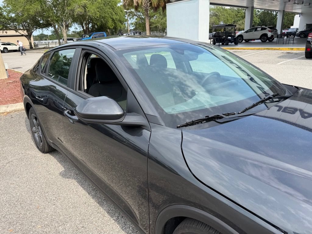 Used 2025 Kia K4 FWD image 14