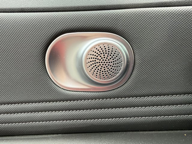 Used 2023 Hyundai Elantra SEL w/ Convenience Package image 28