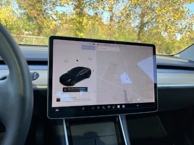 Used 2020 Tesla Model 3 Standard Range RWD image 24