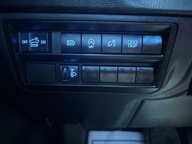 Used 2024 Toyota Tundra SR AWD/4WD image 12