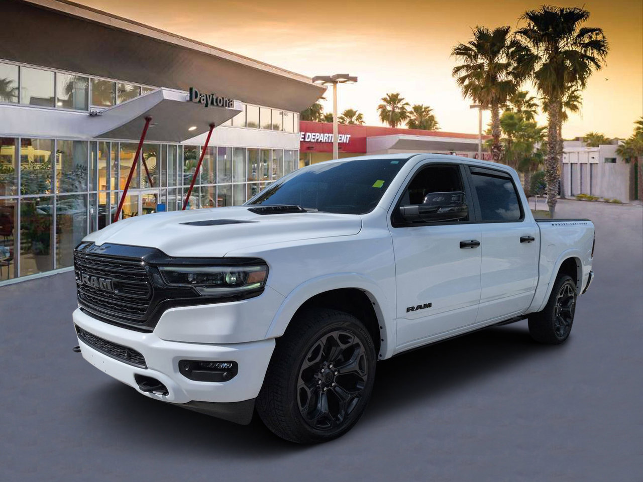 Used 2023 RAM 1500 Limited AWD/4WD image 7