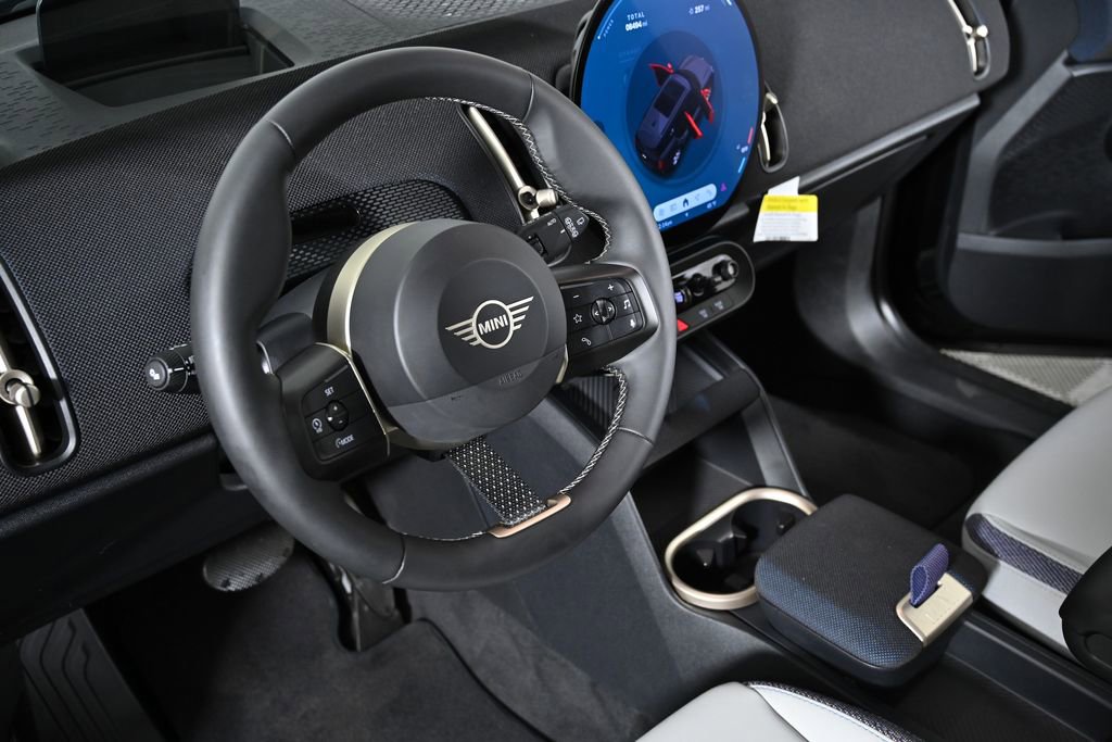 Certified 2025 MINI Cooper Countryman S w/ Comfort Package Max image 12