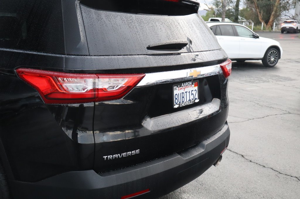 Used 2021 Chevrolet Traverse LS FWD image 8