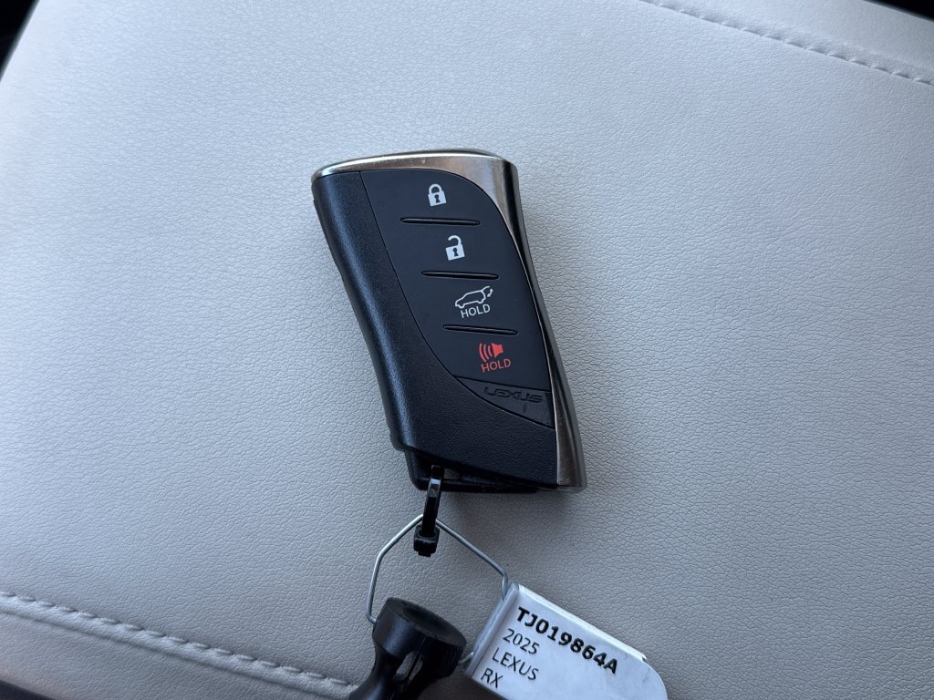 Used 2025 Lexus RX 350 w/ Convenience Package AWD/4WD image 29