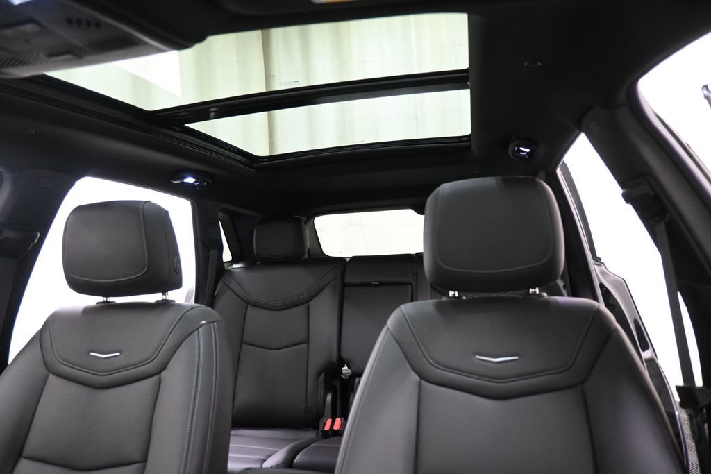Used 2023 Cadillac XT5 Premium Luxury AWD/4WD image 5