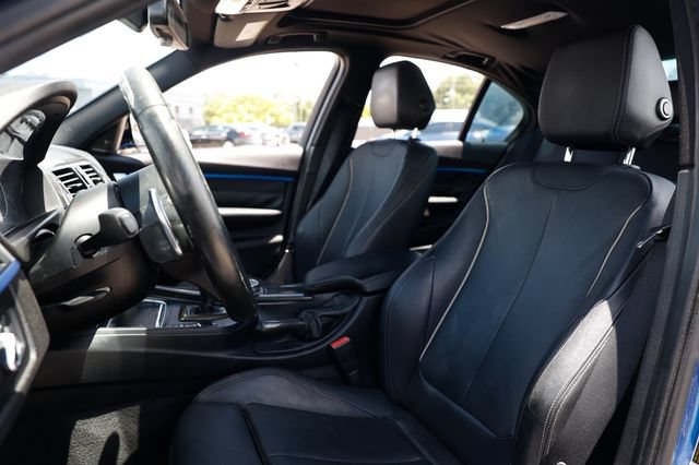 Used 2016 BMW 340i Sedan RWD image 9