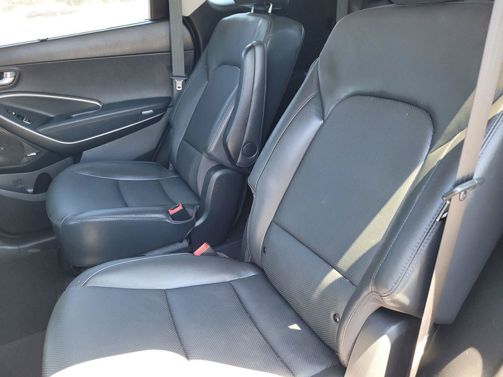Used 2017 Hyundai Santa Fe Limited FWD image 15