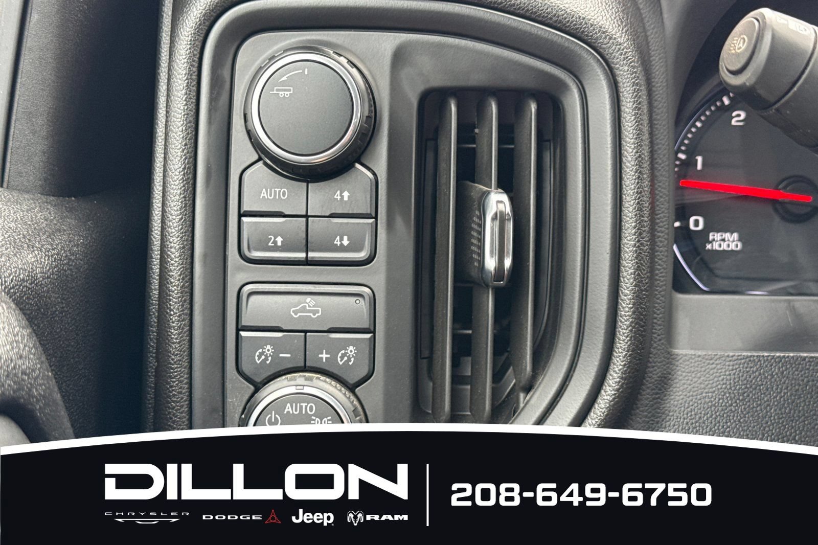 Used 2025 Chevrolet Silverado 3500 W/T AWD/4WD image 27