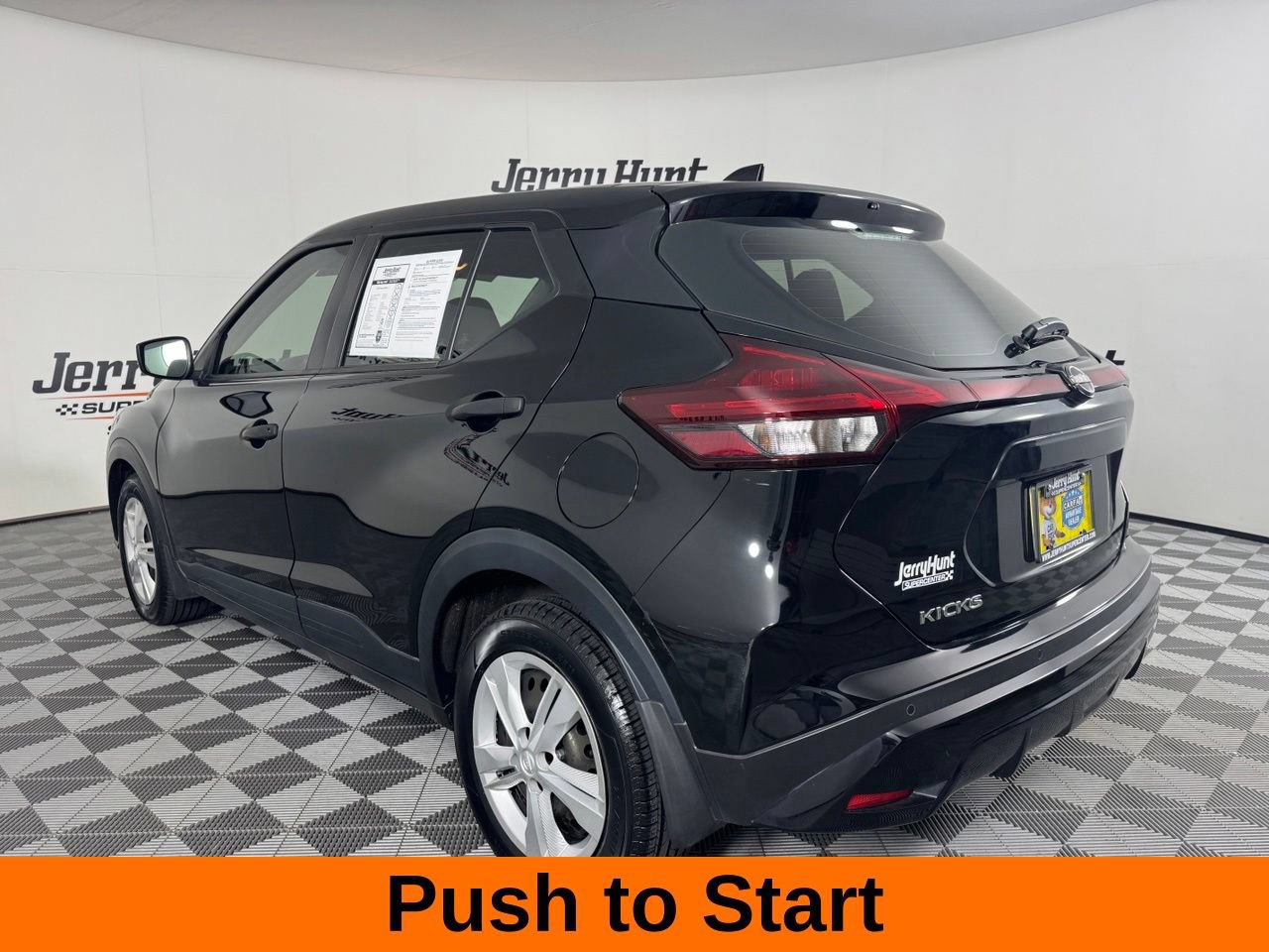 Used 2024 Nissan Kicks S FWD image 10
