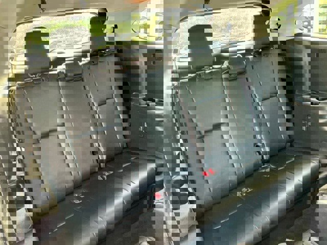 Used 2020 Toyota Highlander XLE image 16