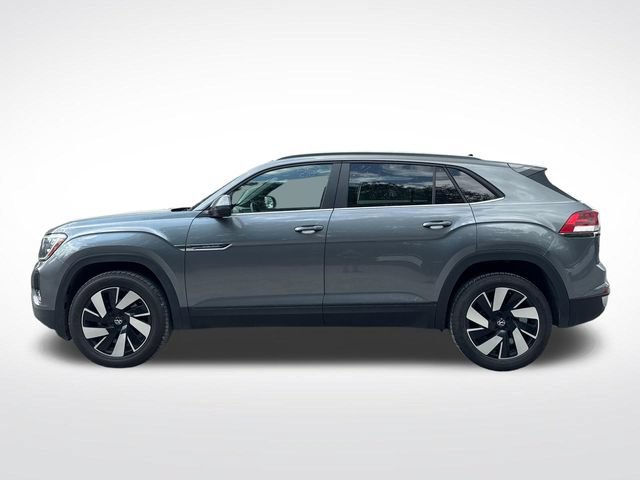 Used 2024 Volkswagen Atlas Cross Sport SE FWD image 2