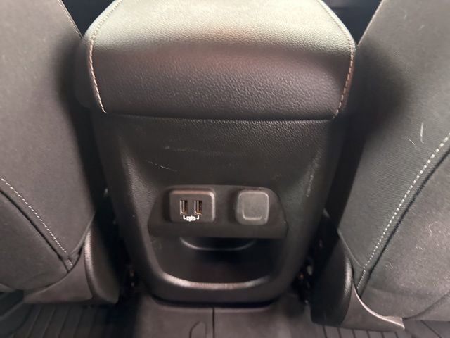 Used 2021 Chevrolet Colorado LT w/ LT Convenience Package image 22