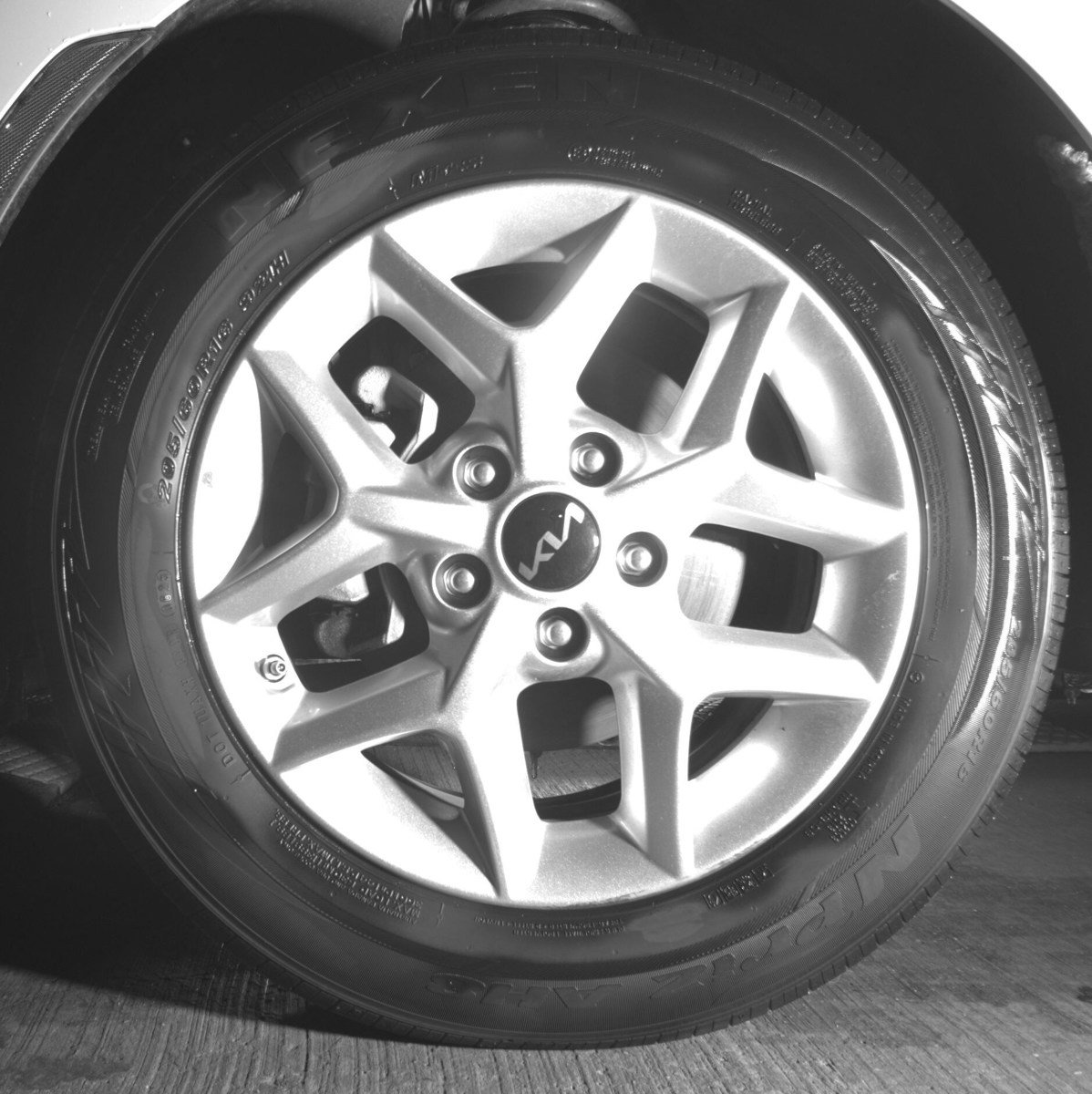 Used 2025 Kia Soul LX w/ LX Technology Package image 9