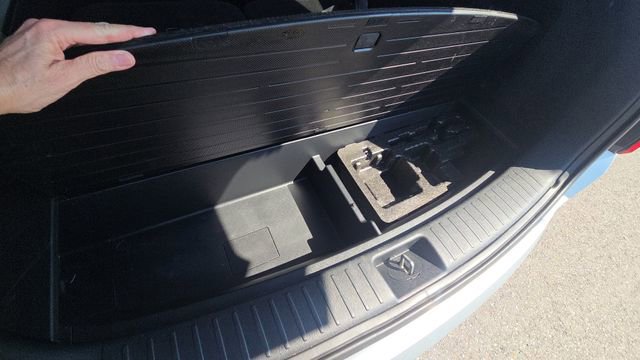 Used 2021 Kia Sorento SX image 19