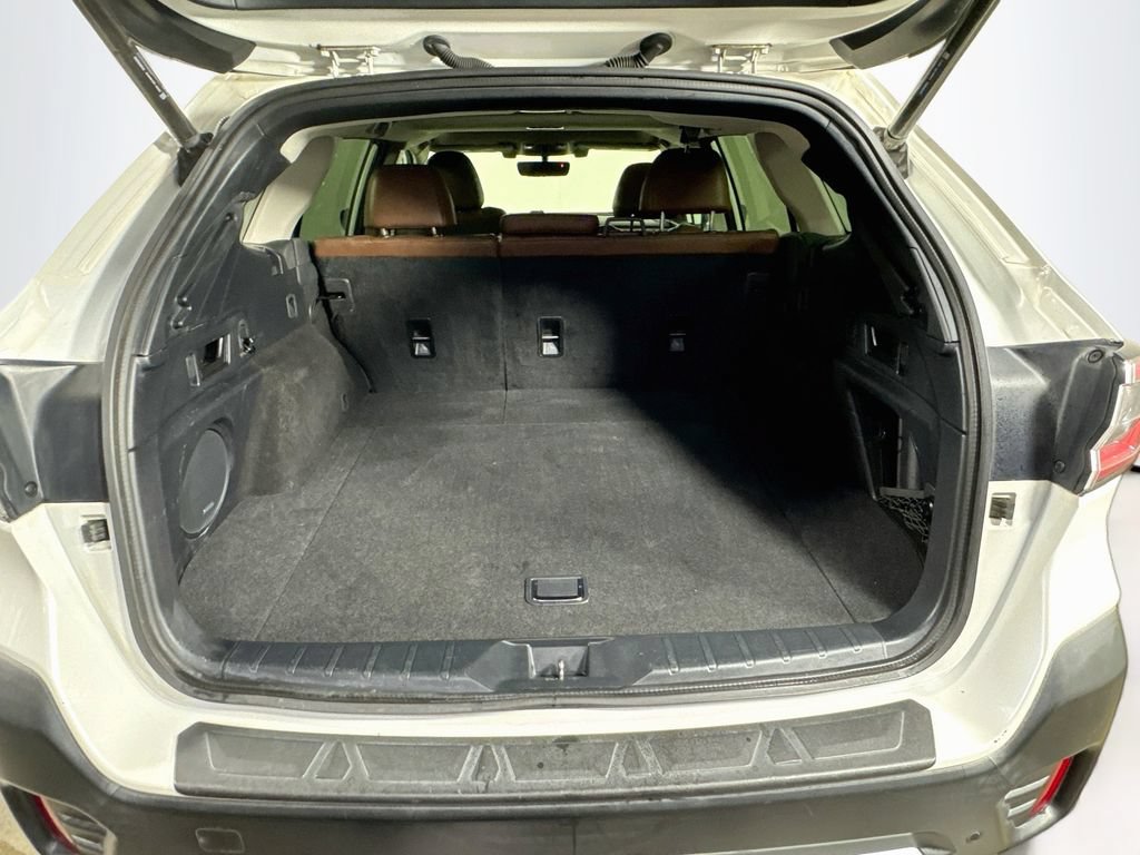 Used 2020 Subaru Outback Touring w/ Popular Package #2 AWD/4WD image 32