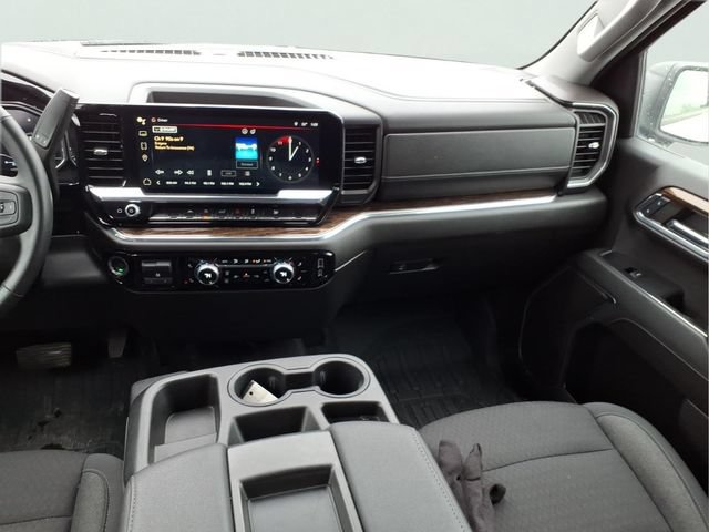 Used 2024 GMC Sierra 1500 Elevation w/ LPO, Elevation Black Package AWD/4WD image 15
