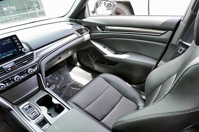 Used 2020 Honda Accord Sport image 21
