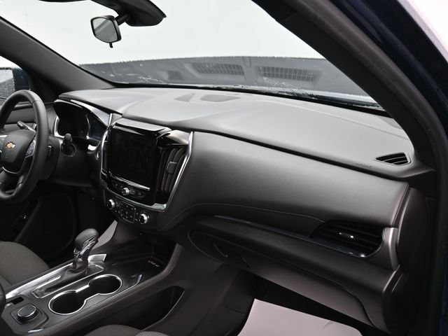 Used 2023 Chevrolet Traverse LT image 10