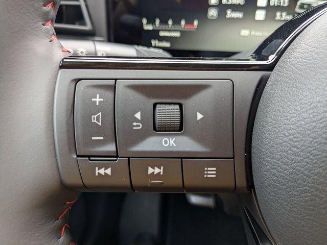 New 2026 Nissan Kicks SR w/ Cold Weather Package FWD image 15