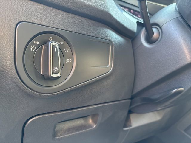 Used 2021 Volkswagen Tiguan SEL AWD/4WD image 8