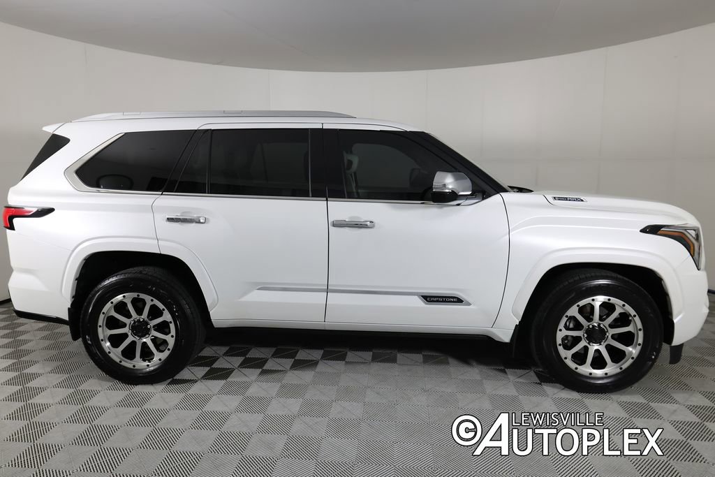 Used 2023 Toyota Sequoia Capstone image 4