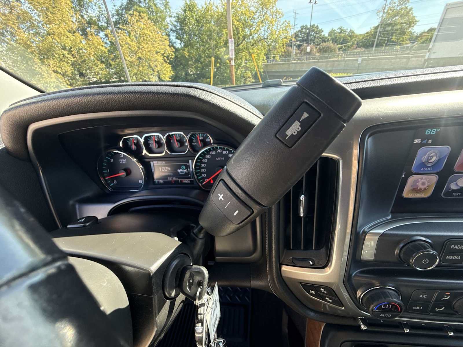 Certified 2018 Chevrolet Silverado 1500 LTZ w/ LTZ Plus Package AWD/4WD image 15