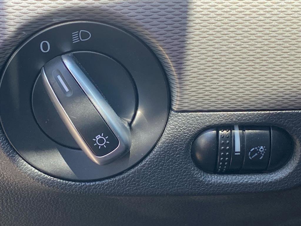 Used 2017 Volkswagen Jetta S FWD image 11