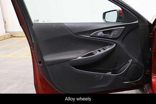 Used 2022 Chevrolet Malibu RS image 14