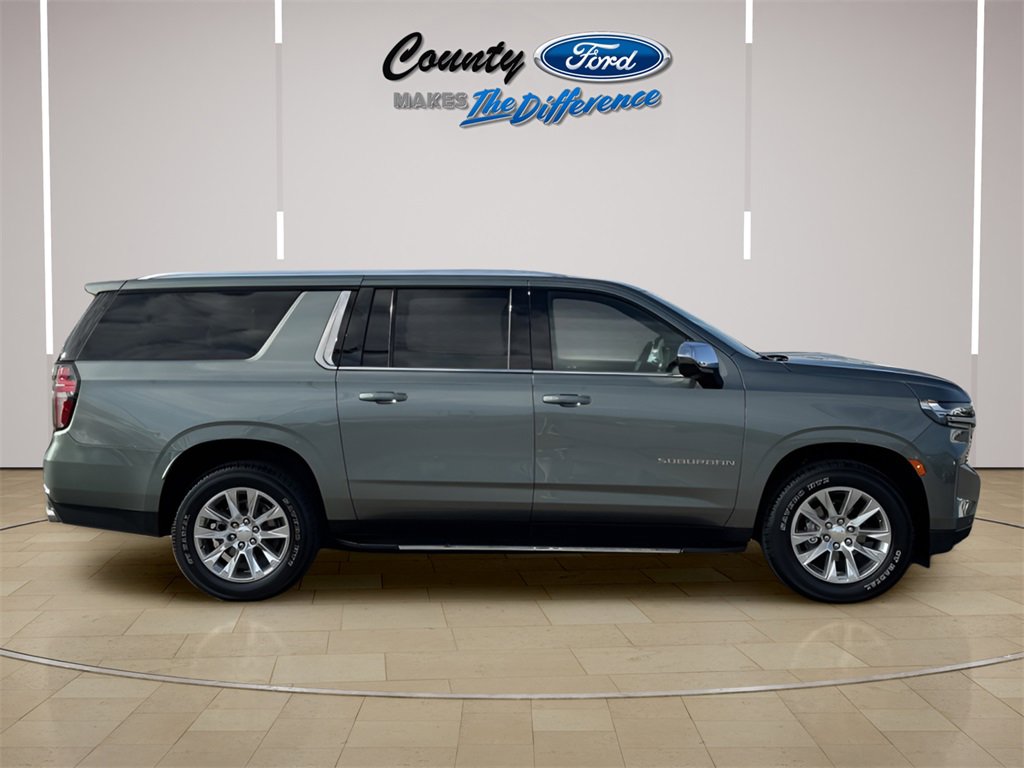 Used 2023 Chevrolet Suburban Premier image 24