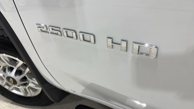 Used 2025 Chevrolet Silverado 2500 LT w/ Safety Package AWD/4WD image 32